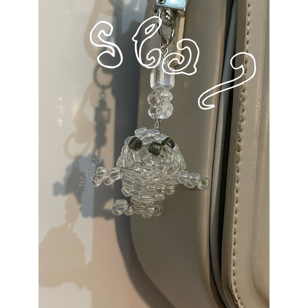 3D beaded seal keychain charm | gantungan kunci manik anjing laut