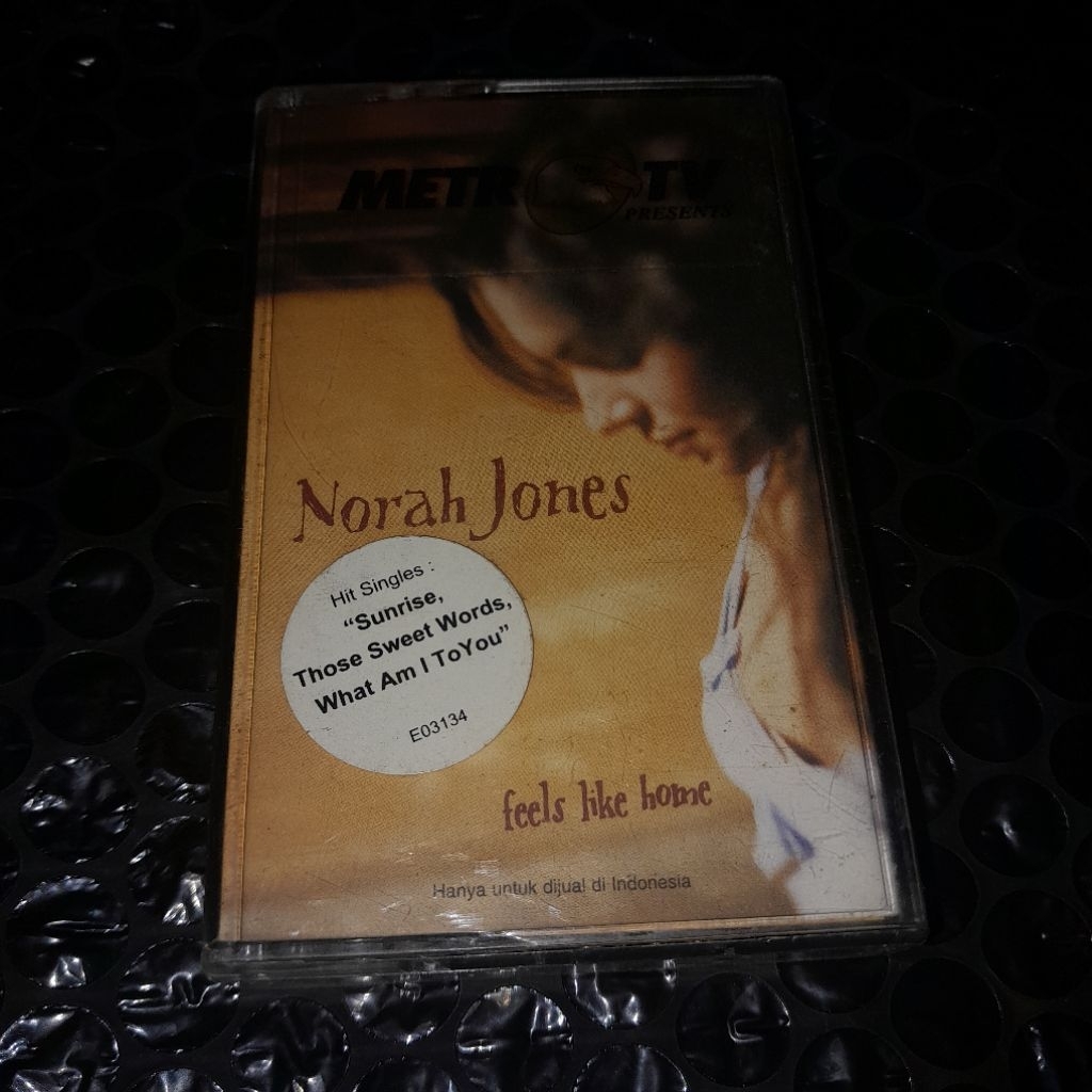 kaset pita norah jones feels like home