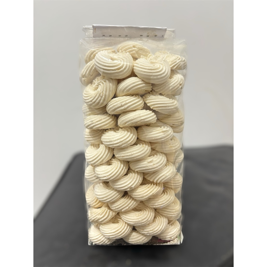 

Snackkings Kue Sagu Keju Home Made Manis Lembut Wangi Kemasan Plastik 500grm