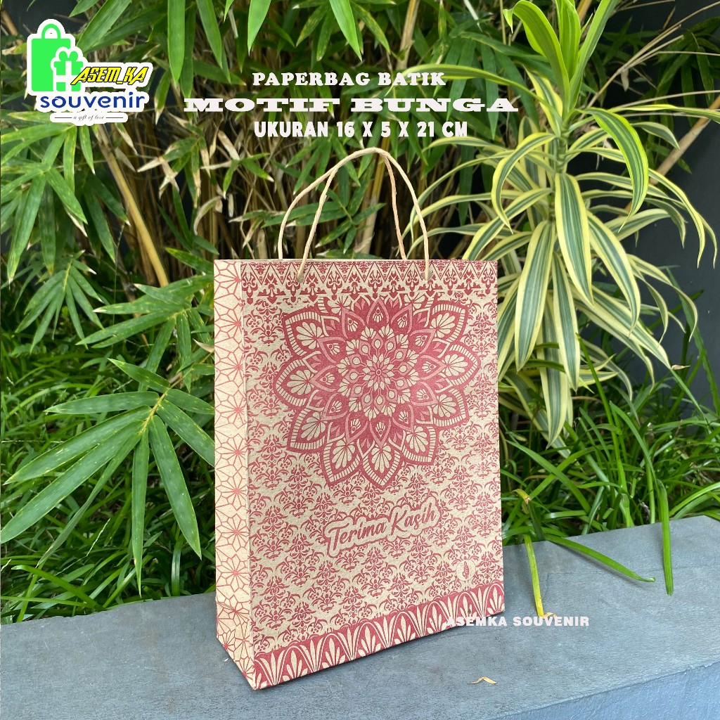 

PAPER BAG BATIK KECIL TALI KERTAS UK P16 X L5 X T21 SIAP KIRIM