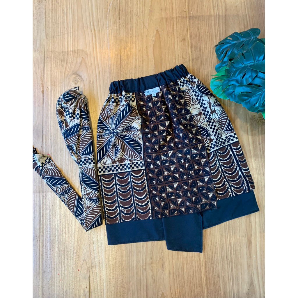 KAMEN ANAK LAKI LAKI JADI BATIK SET UDENG