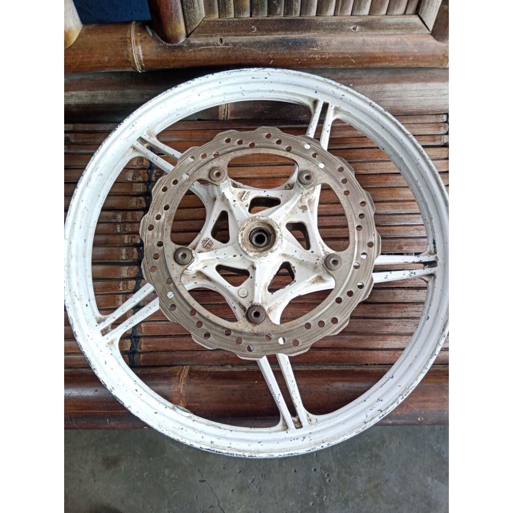 Velg pelek veleg roda wheel racing depan kawasaki athlete kaze blitz e
