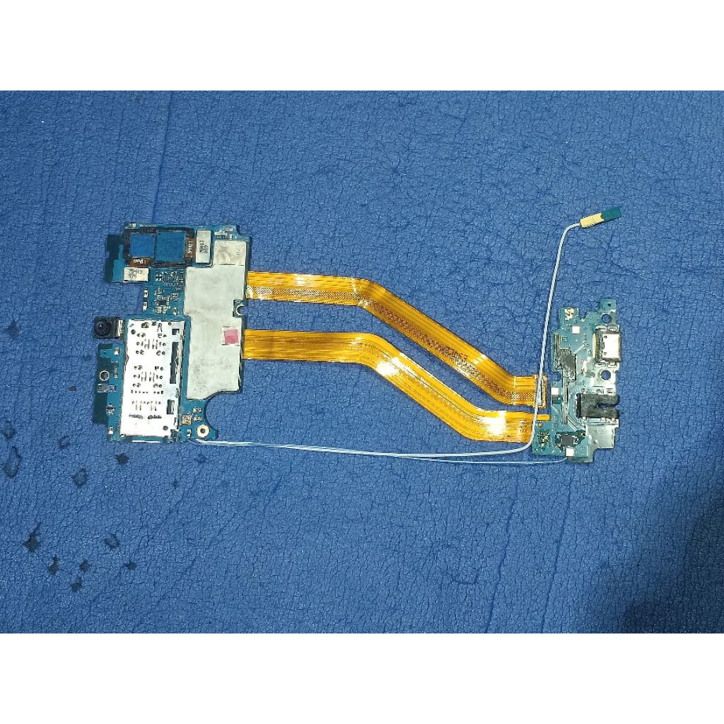 mesin samsung A20 atas dan bawah ditambah kabel flaksible