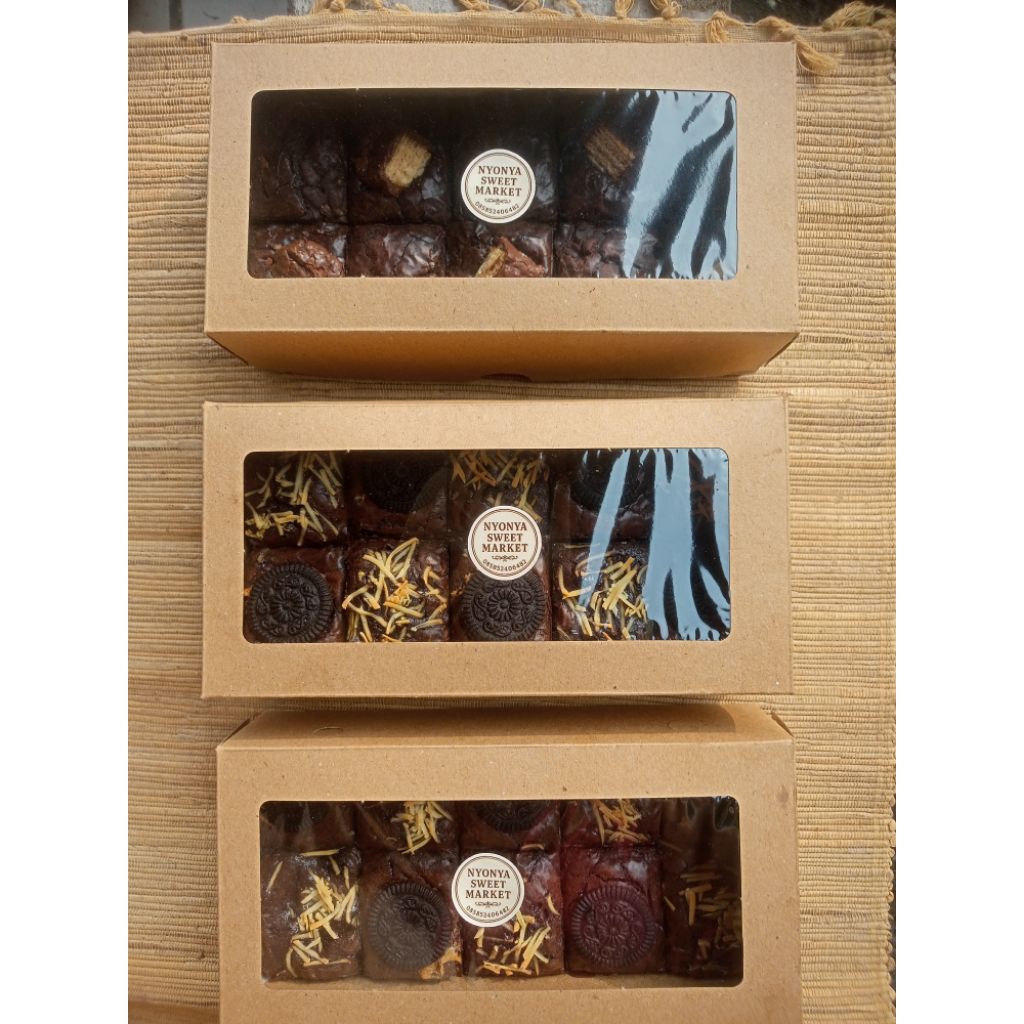 

fudgy brownies 20x10 / brownies