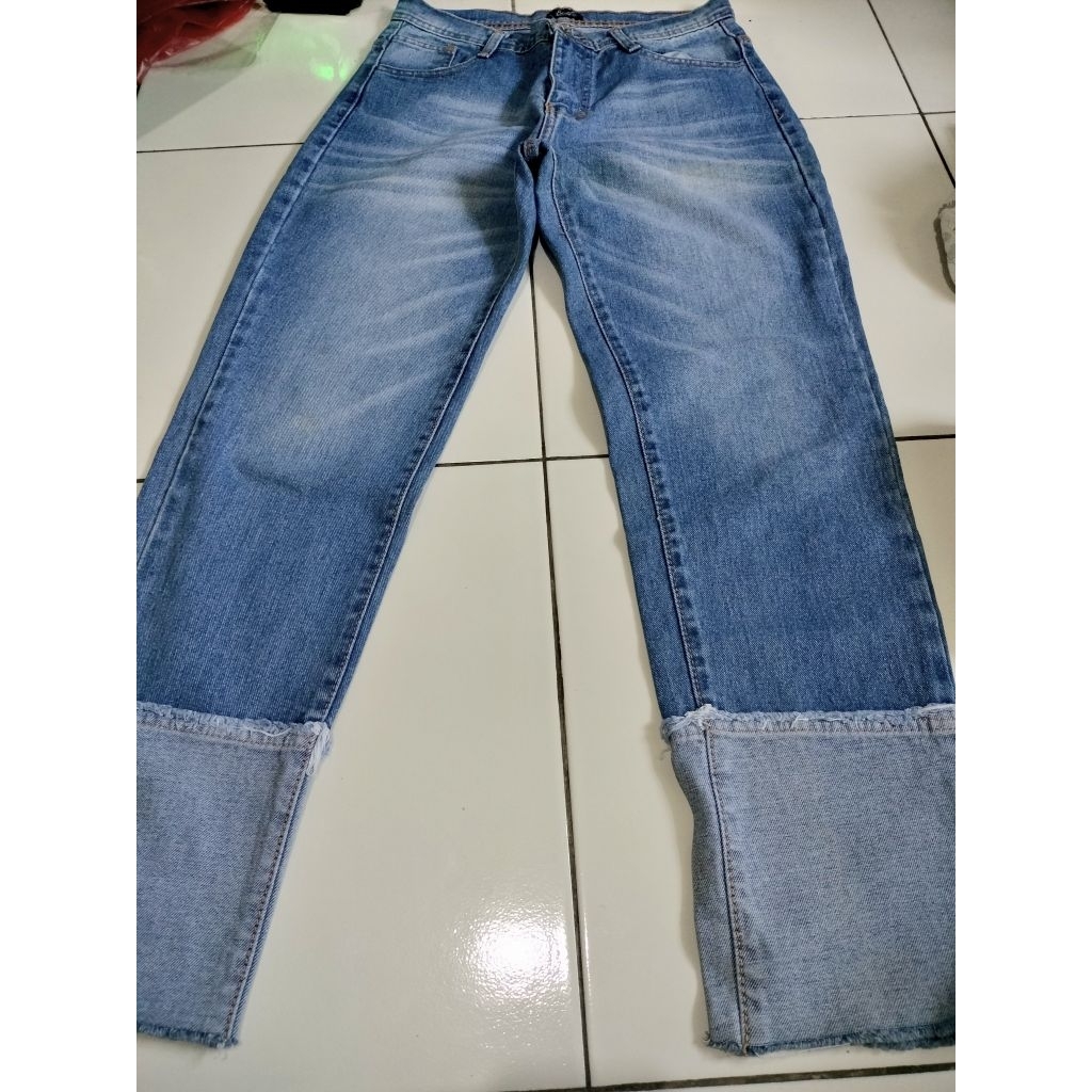 Preloved Loose Jeans boyfriend Benefit