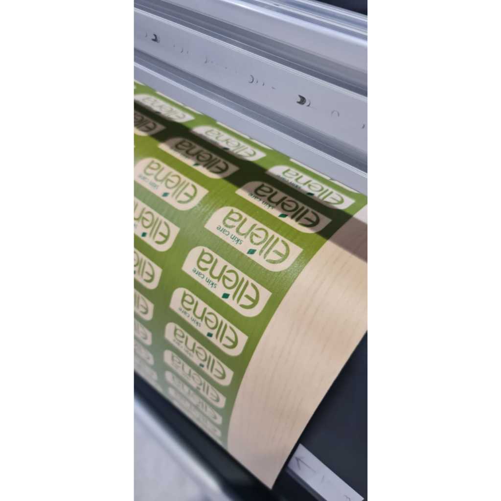 

print & cut bahan stiker oracal color+white