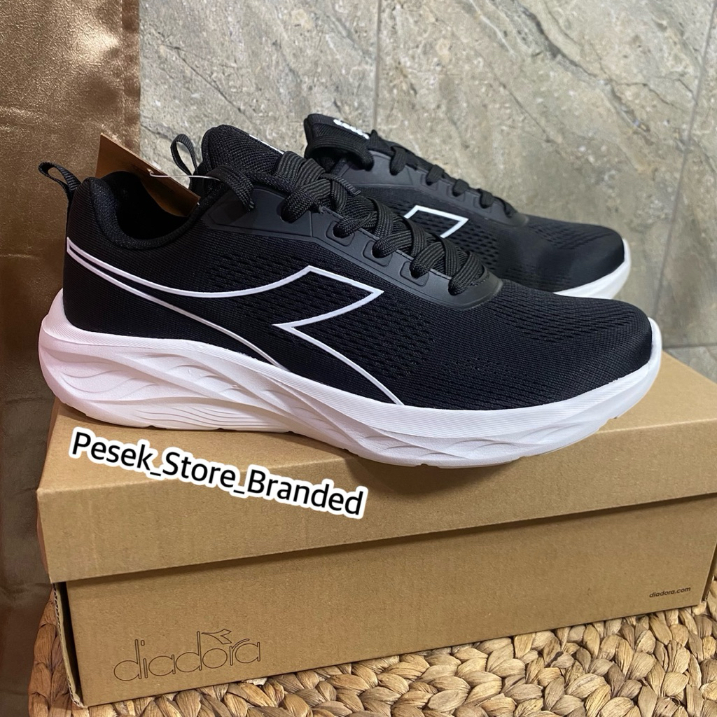 Sepatu Diadora Maleo (M) Original size 40,41,43