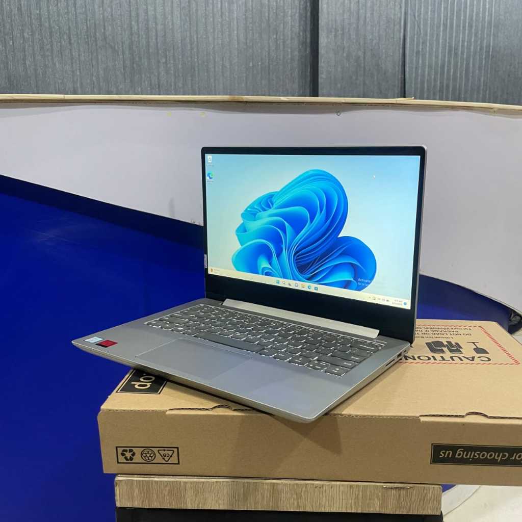 Laptop Lenovo 330S, Core i5-8250U, Gen 8Th ###DoubleVga, UHd Graphics 620, - Amd Radeon 530 2Gb, Ram