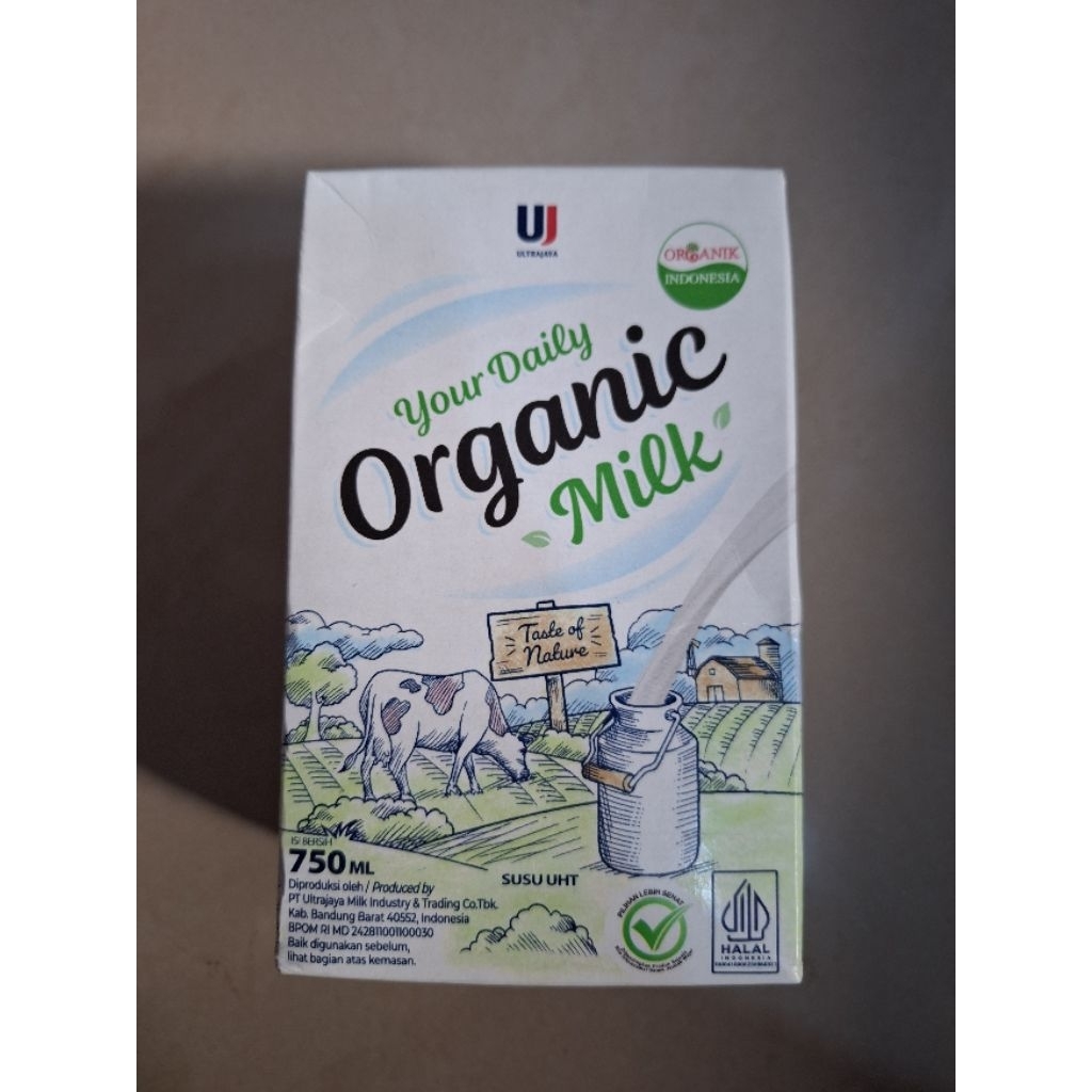

Ultra Milk Susu UHT Organik Kotak 750 ml Ultrajaya Ultramilk Susu Sapi Murni Organic 750ml