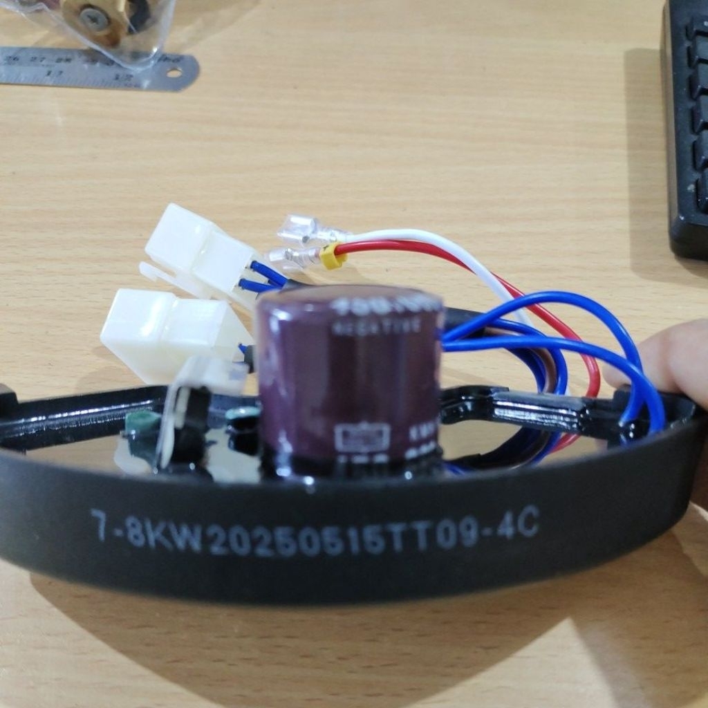 avr genset 7-8kw 3phase 8 kabel 450v 680uf 400volt 470uf