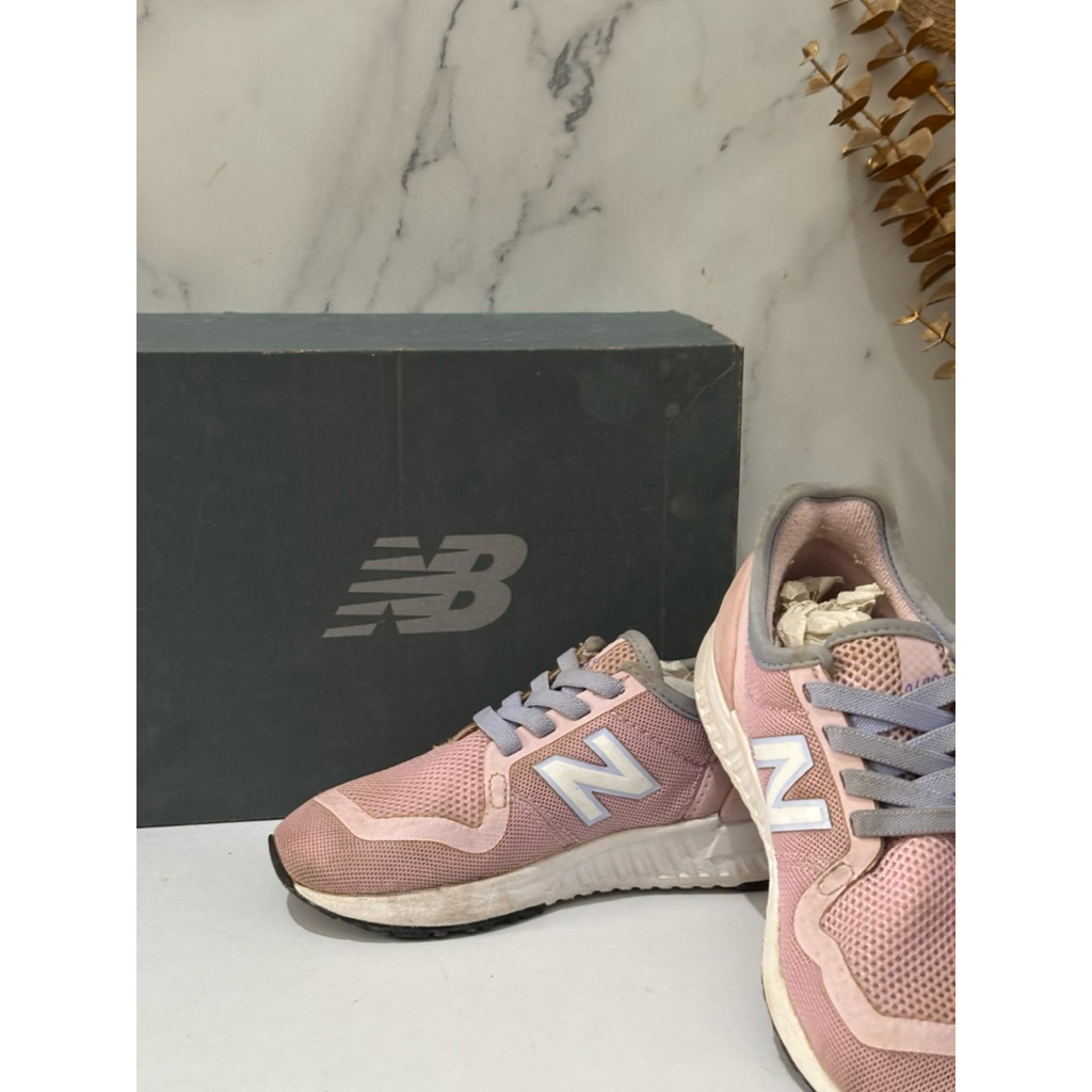 sepatu anak original second new balance