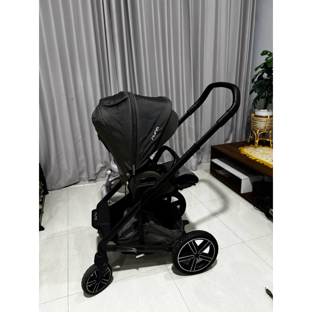 nuna stroller preloved