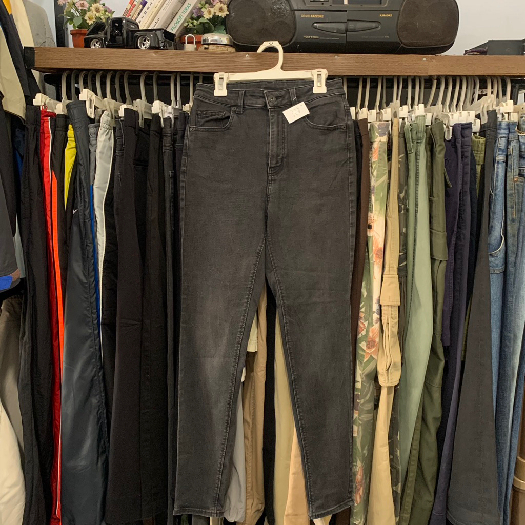 Gu by uniqlo jeans slimfit
