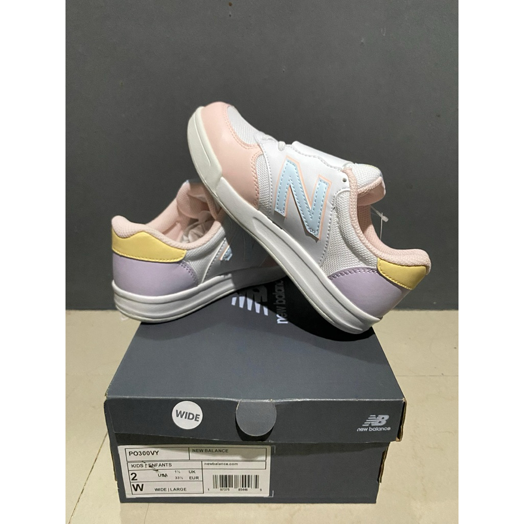 Sepatu N