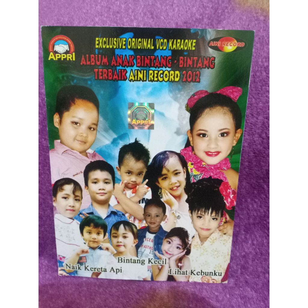VCD LAGU ANAK-ANAK BINTANG KECIL
