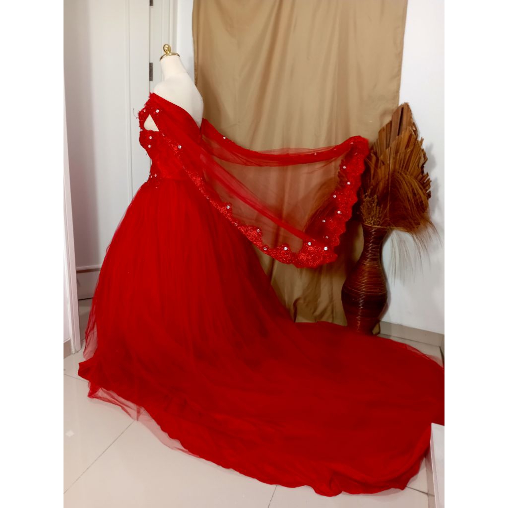 sewa gaun ballgown-sewa gaun merah-sewa gaun pesta