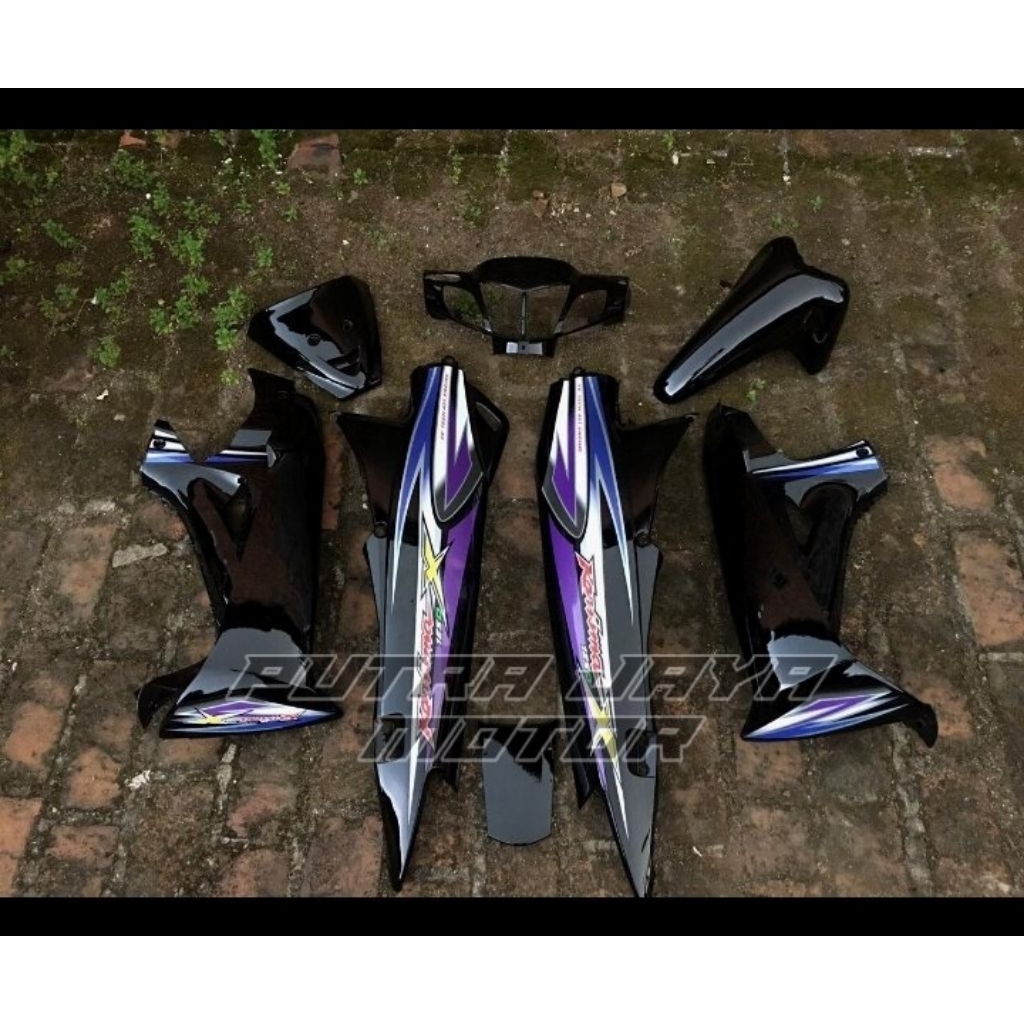 bodi set motor honda karisma x 125D hitam kap karisma 125D dek bodi set karisma x 125D fullset strip