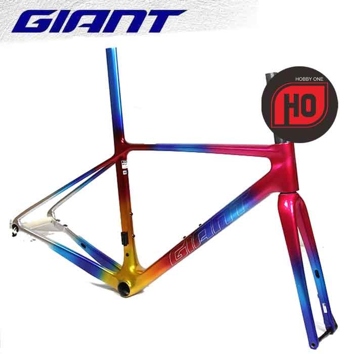 GIANT TCR ADVANCED SL Rainbow FRAMESET 2026