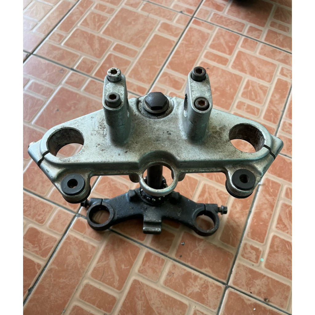 segitiga T atas/bawah original thunder 250