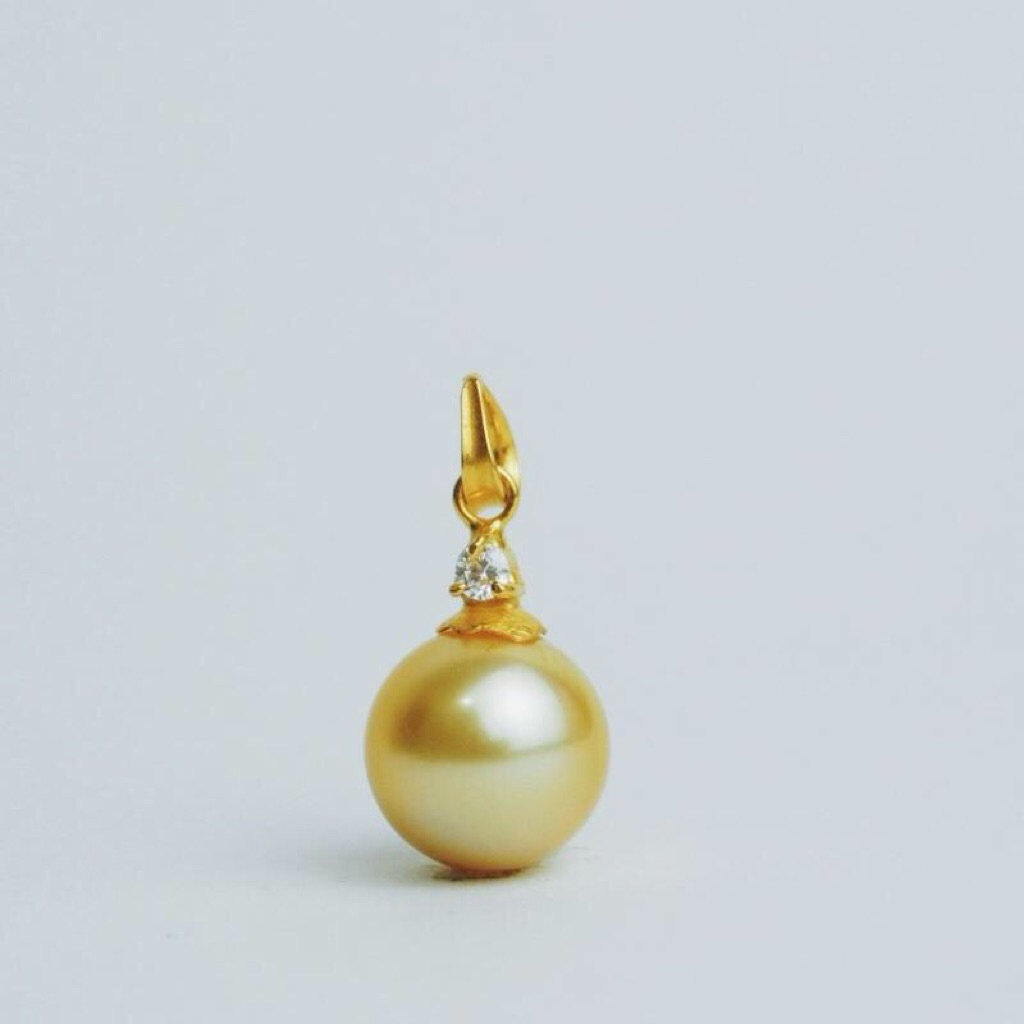 LILARA Liontin Emas Ruang Mutiara Laut Asli Lombok