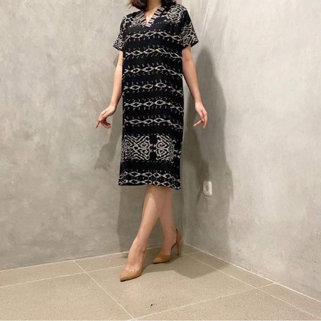 DRESS TENUN TANGAN PENDEK DRESS GEREJA DRESS KALIMANTAN NTT