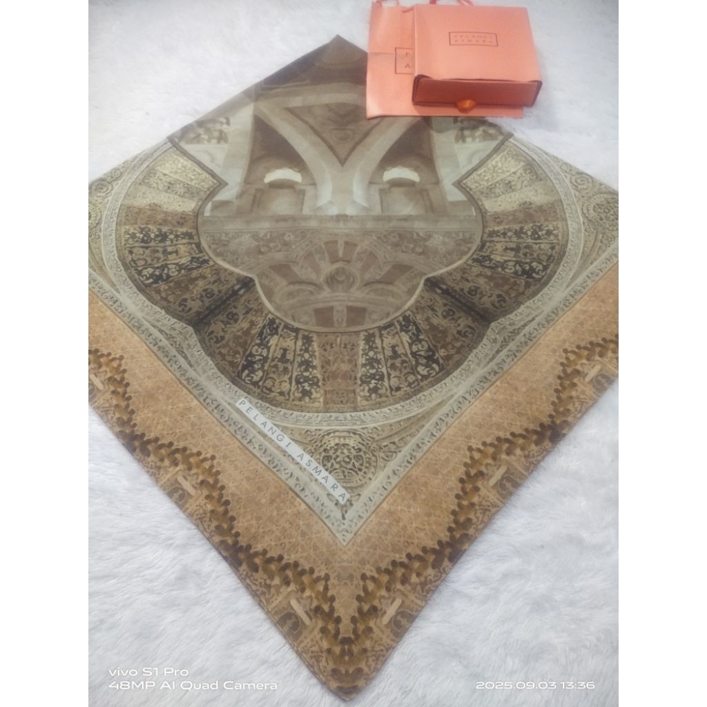 pelangi asmara scarf preloved