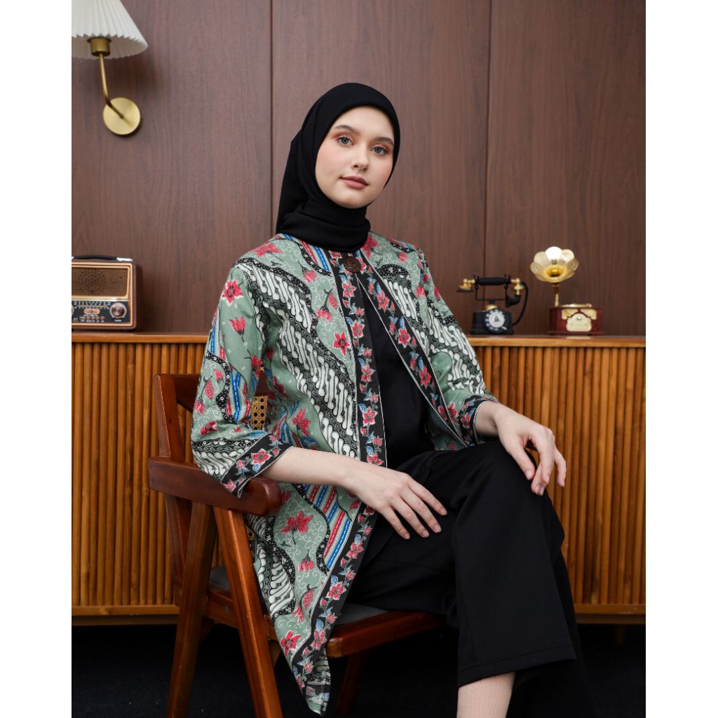 Batik Tunik Exclusive Katun Stretch - Pakaian Wanita Batik Motif Gelombang Arya Brahma