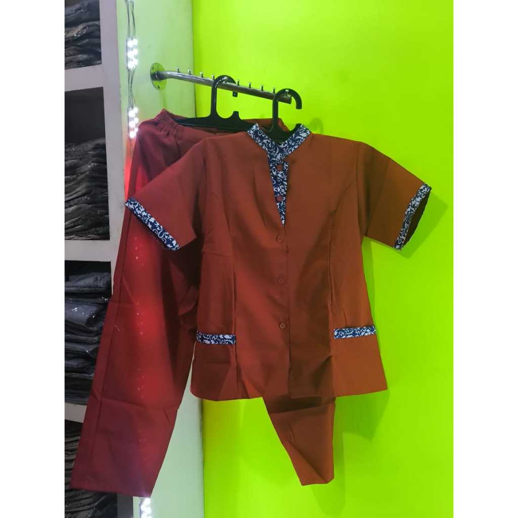 Baju Seragam Baby Sitter Batik
