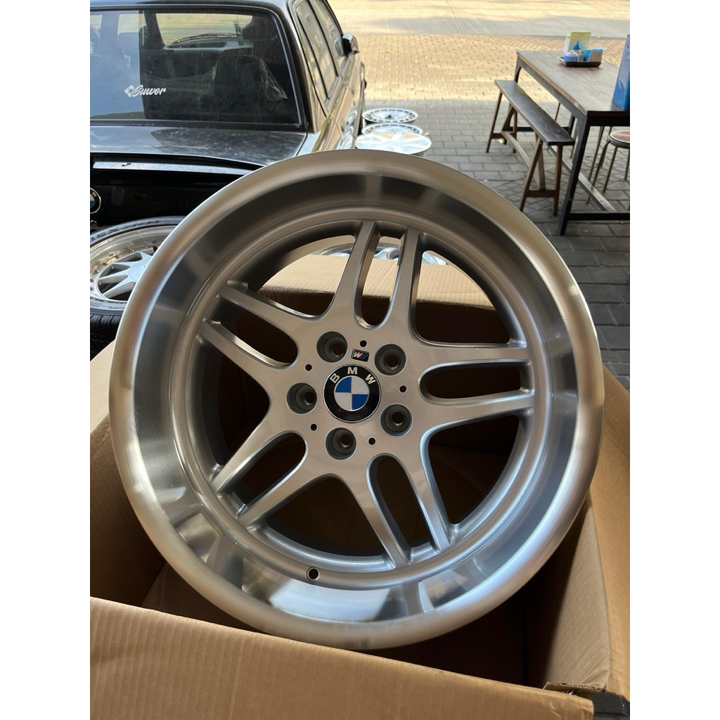 Velg BMW Mparalel Style 37 Ring 19 Non PN. Lebar 8.5-10. Et 15/20. 5x120. Cb 74.1. Pnp di E34, E38, 