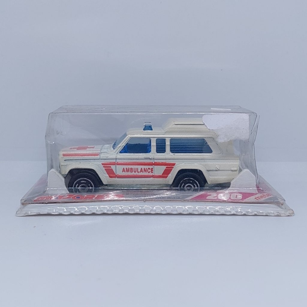 Majorette Jeep Cherokee Ambulance Made in France
