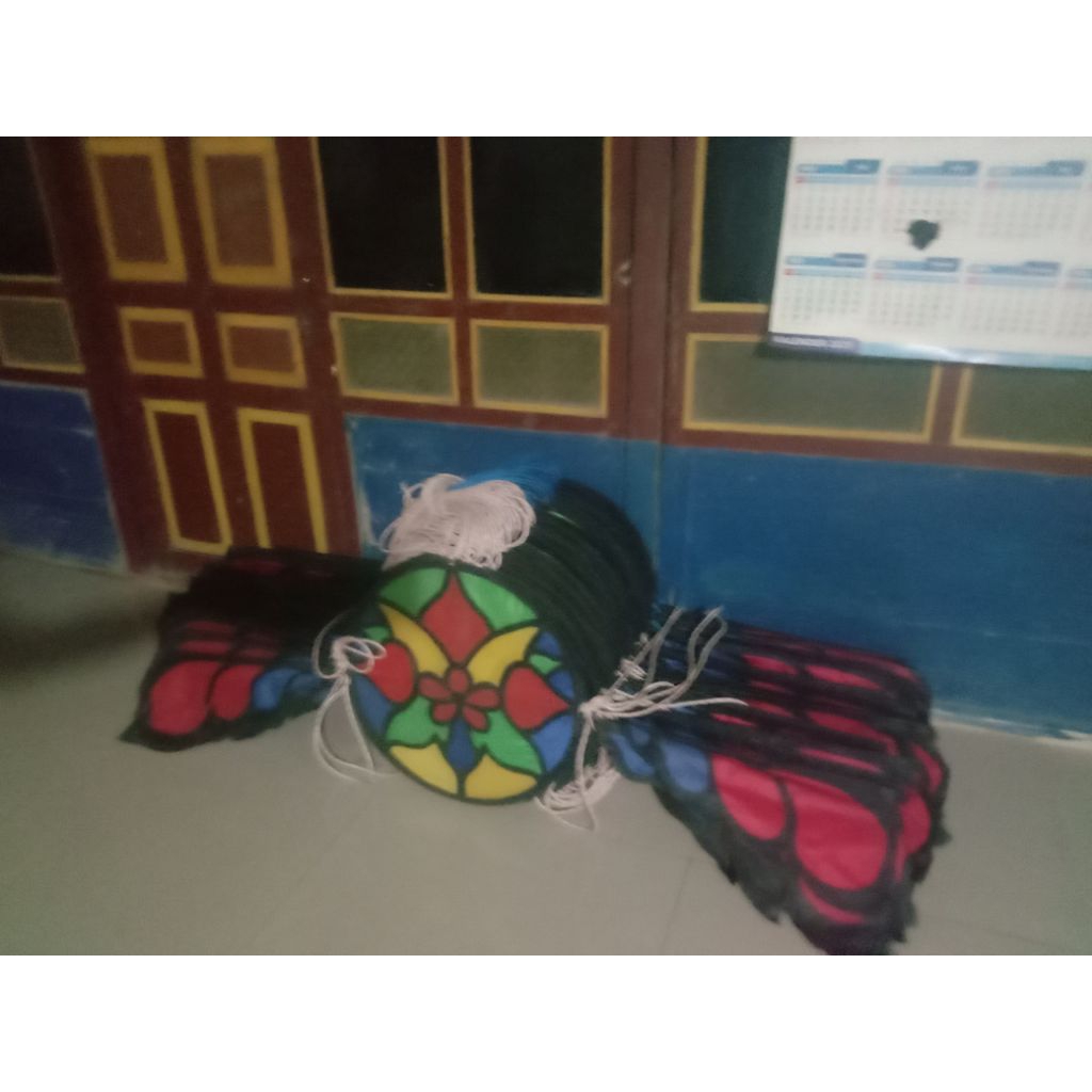 train naga/layangan naga