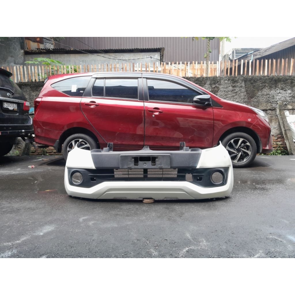 Bemper Depan Toyota Rush 2016 Original