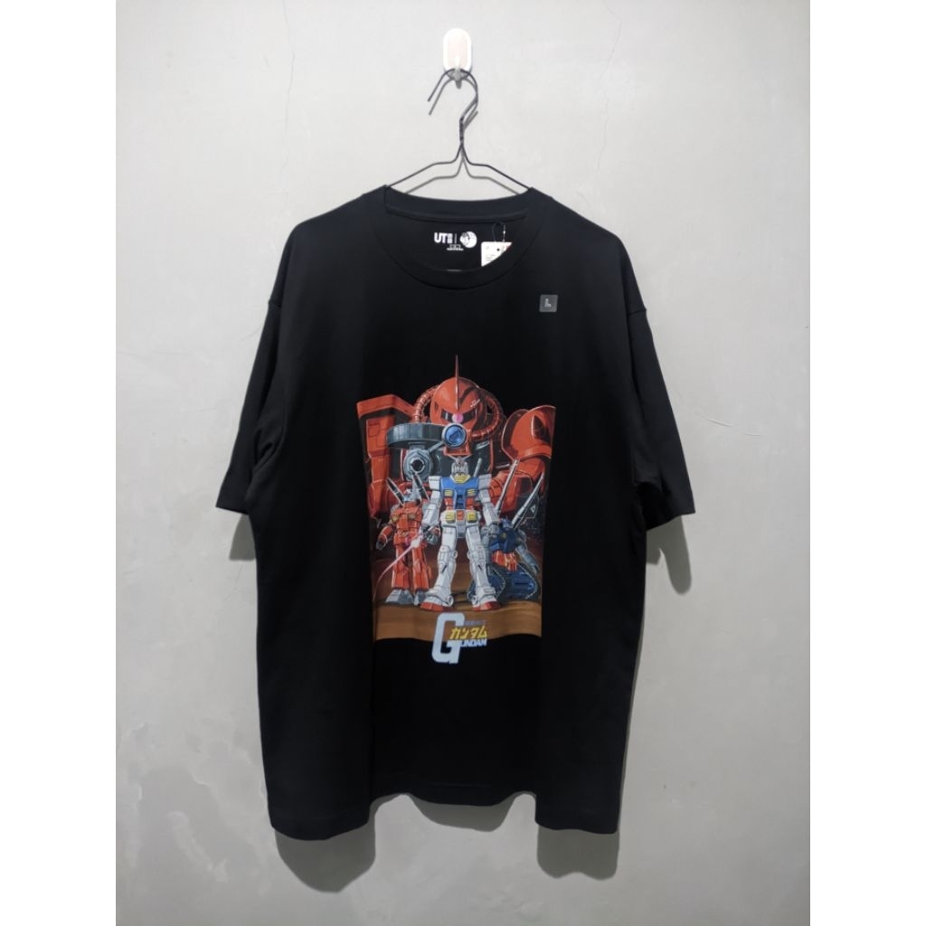 KAOS T SHIRT UNIQLO TEE X GUNDAM 45TH ANNIV