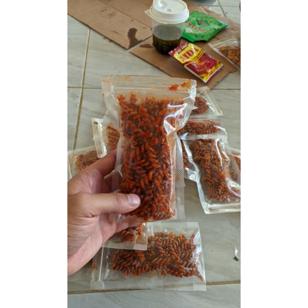 

Uril Pedas Daun Jeruk NGEMILSKUY