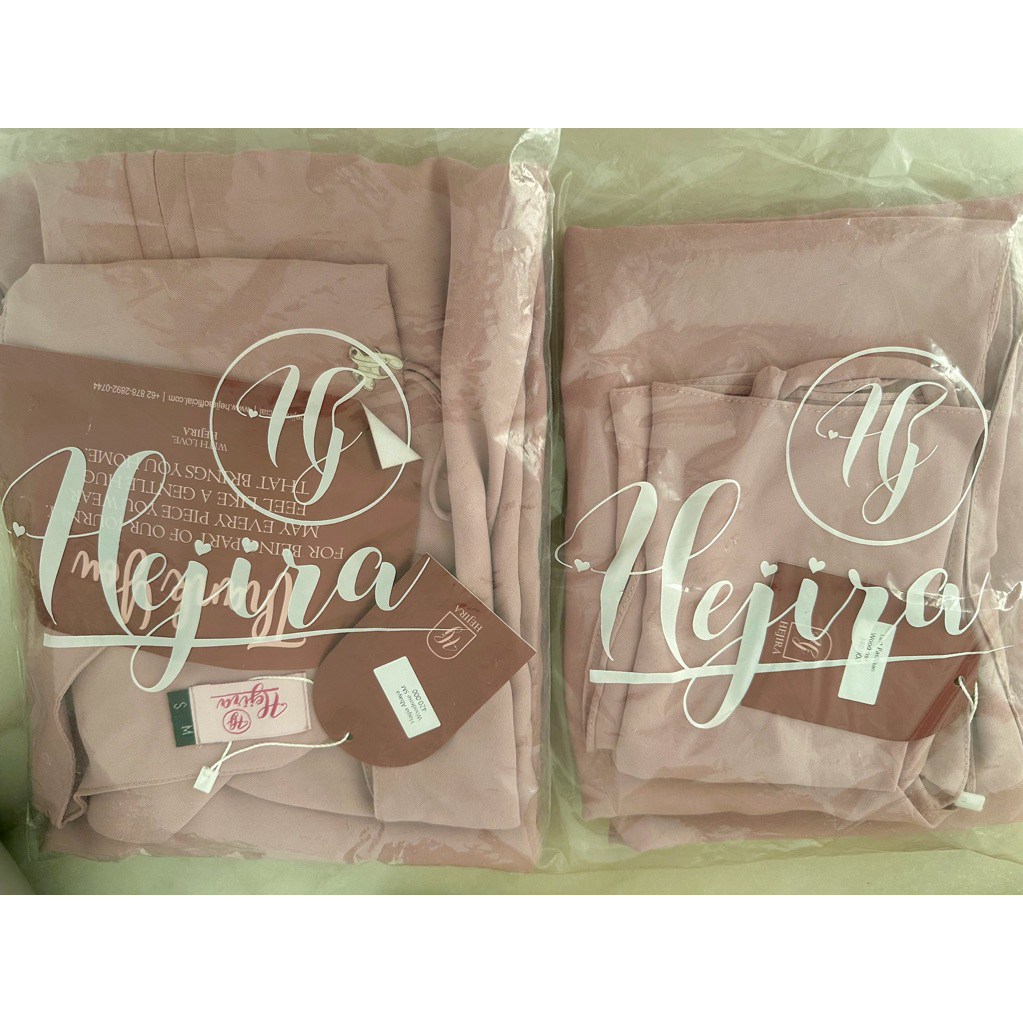 Hejira OneSet New with Tag