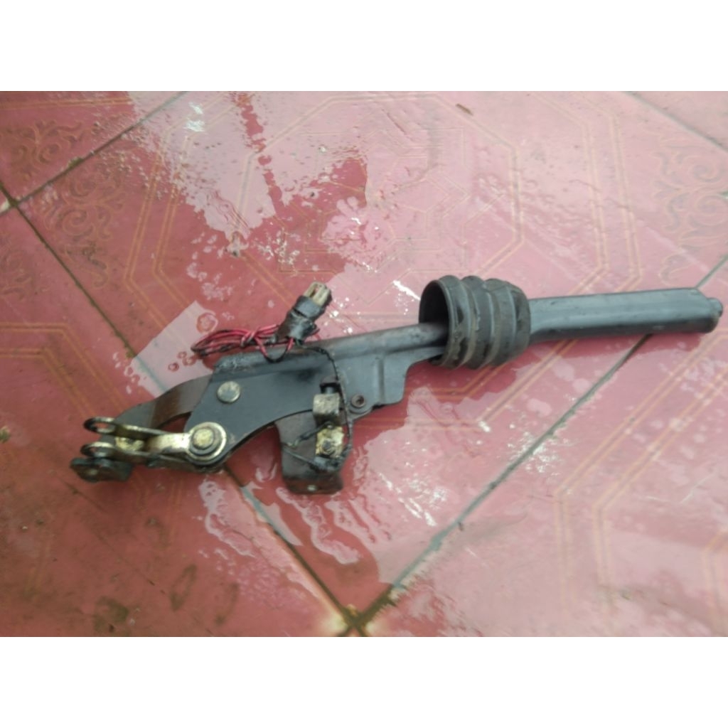 tuas tarik rem tangan universal