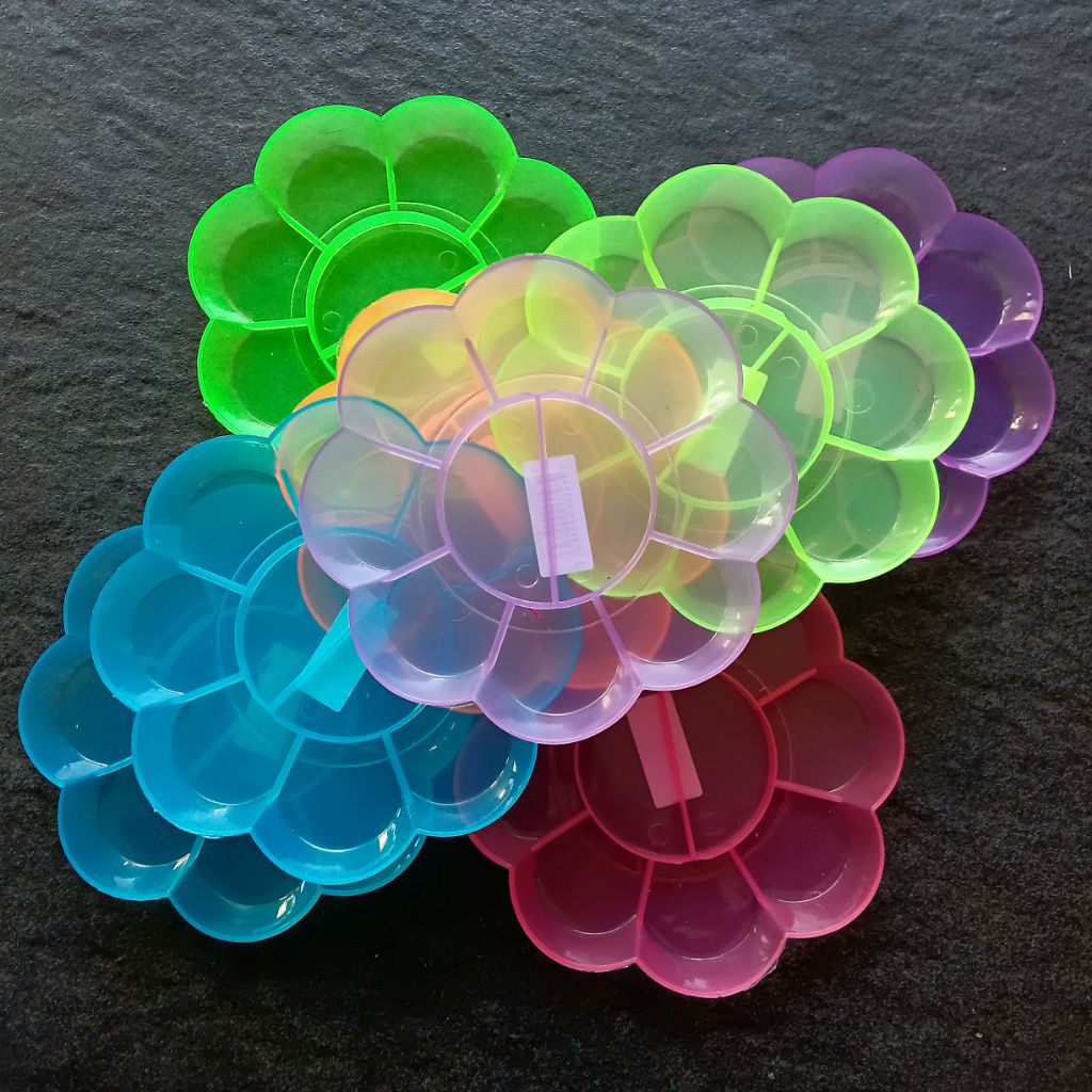 

Palet Lukis Painting Palette Jenia Bunga Mix Warna ( Pcs ) [ Original ]