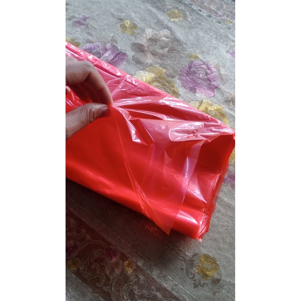 plastik layangan mengkilap warna MERAH tebal 03 Micron harga per meter