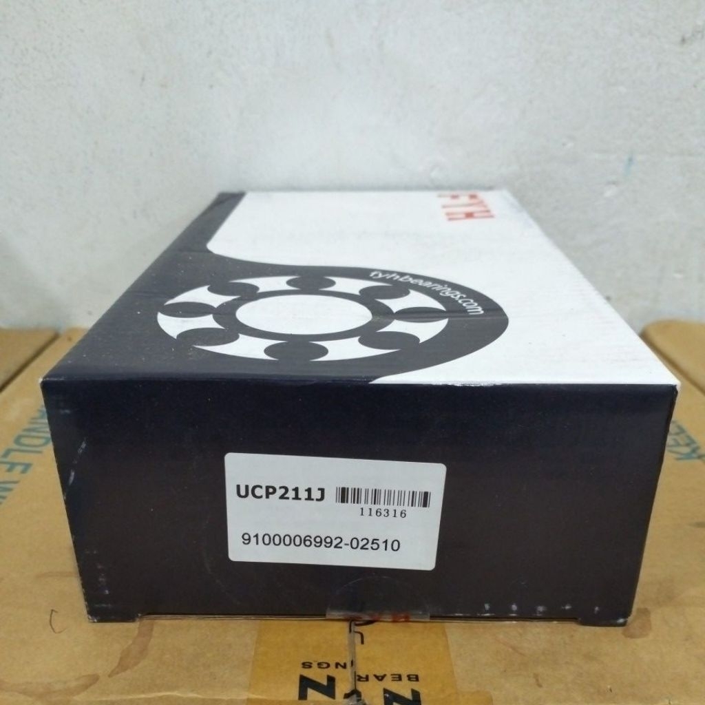 PILLOW BLOCK BEARING UCP 211 FYH