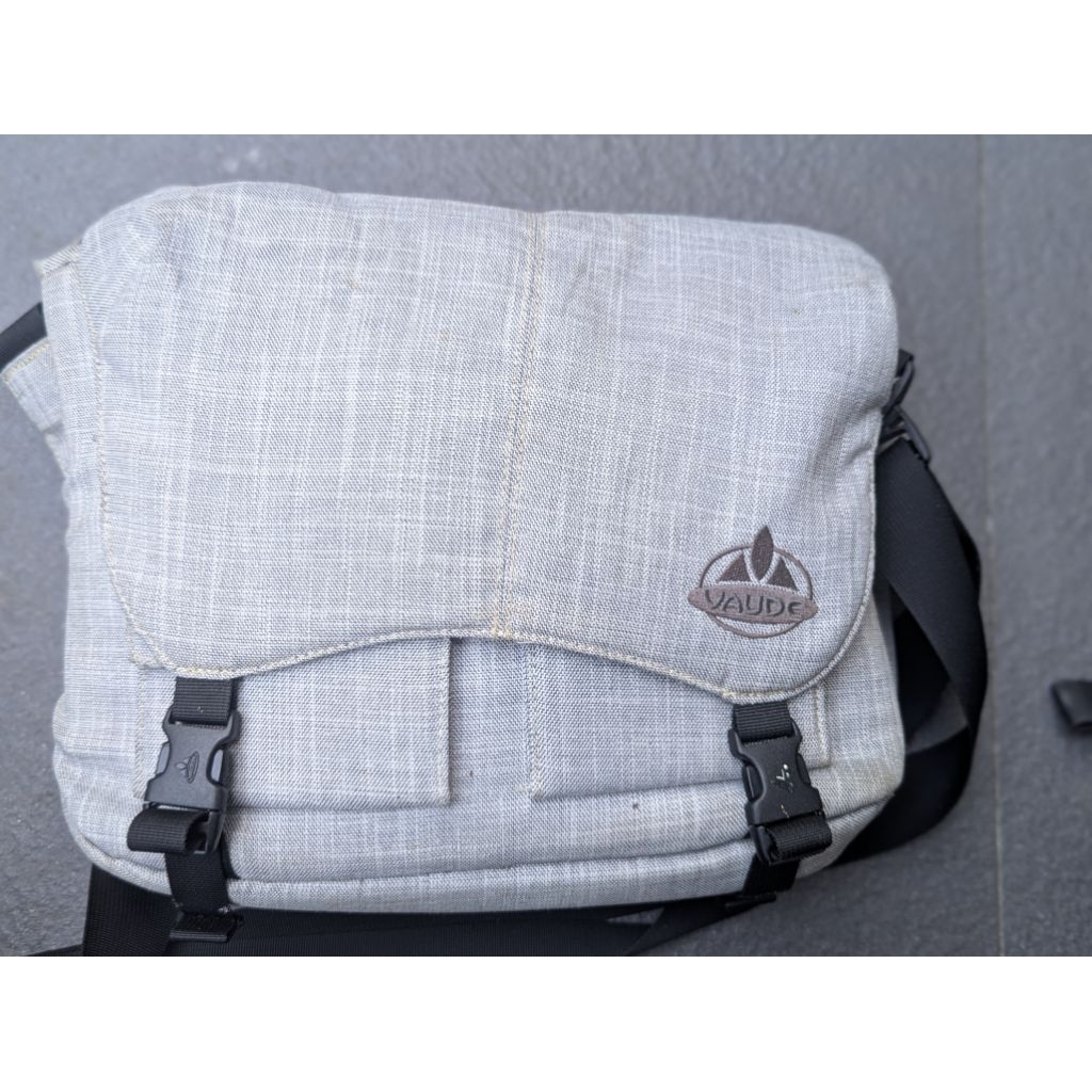tas selempang vaude