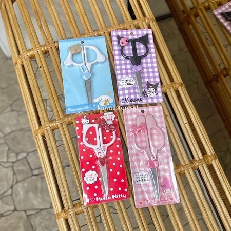 

Gunting Karakter Sanrio Hello Kitty Kuromi My Melody Cinamorol Perlengkapan Sekolah Kantor Rumah Alat Tulis Lucu Unik