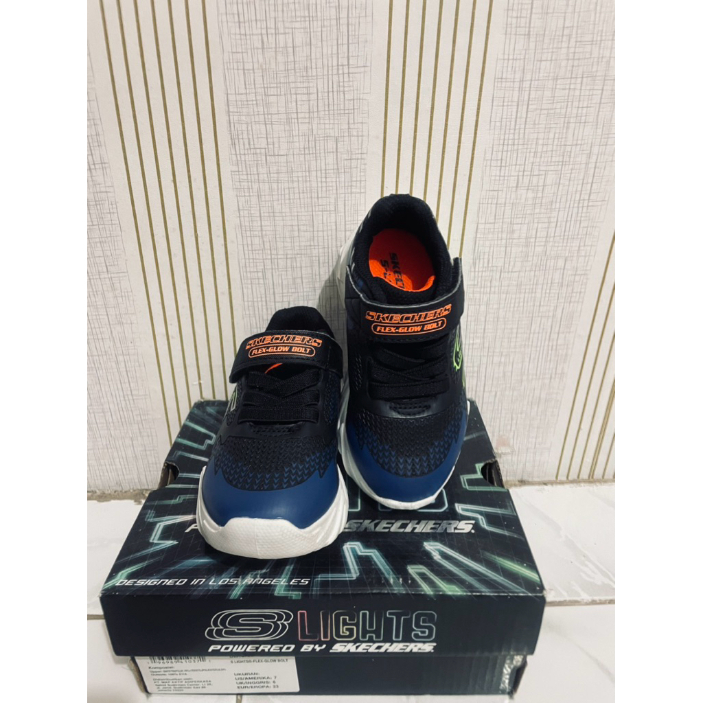 PRELOVED-SEPATU ANAK LAKI-LAKI LIGHTS SKECHERS (NO DEFECT)