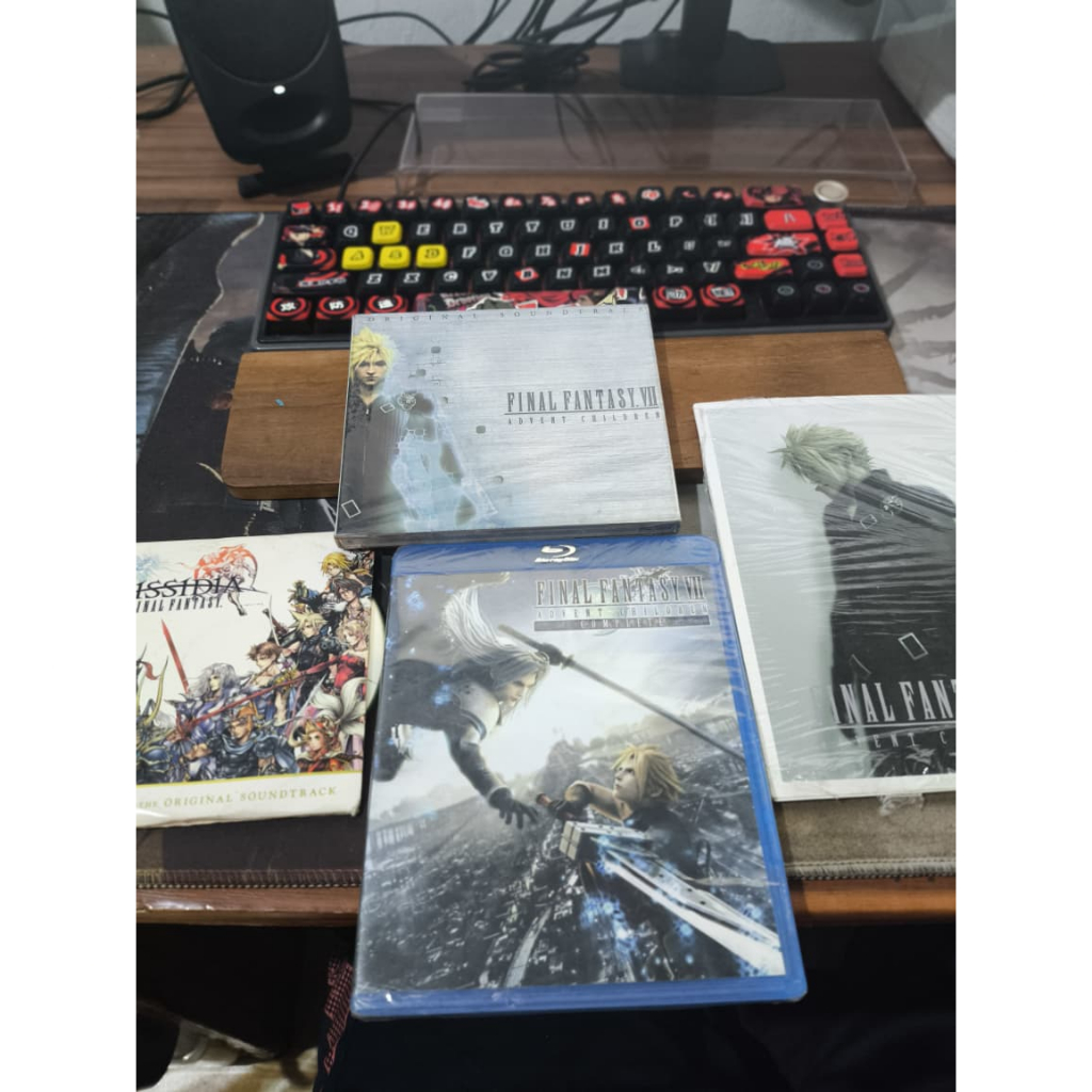 Final Fantasy VII Advent Children Complete Edition Set Blueray DVD + Artwork + Soundtrack (Bonus FF 