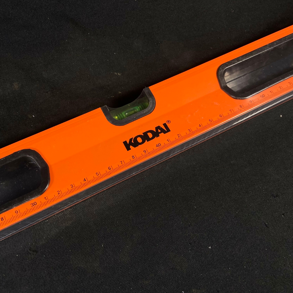 

KODAI Penggaris Waterpass Level Magnet Aluminium 80 CM