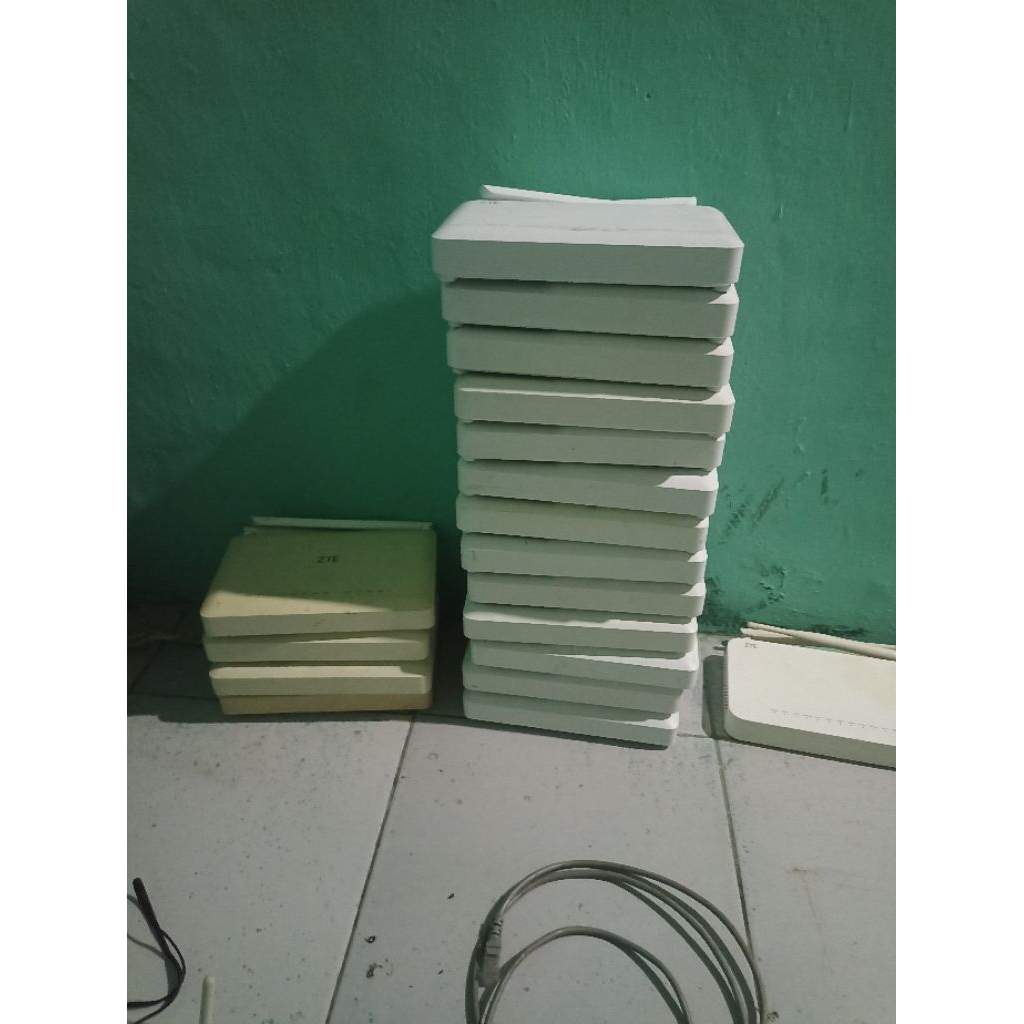 Router ZTE  bekas