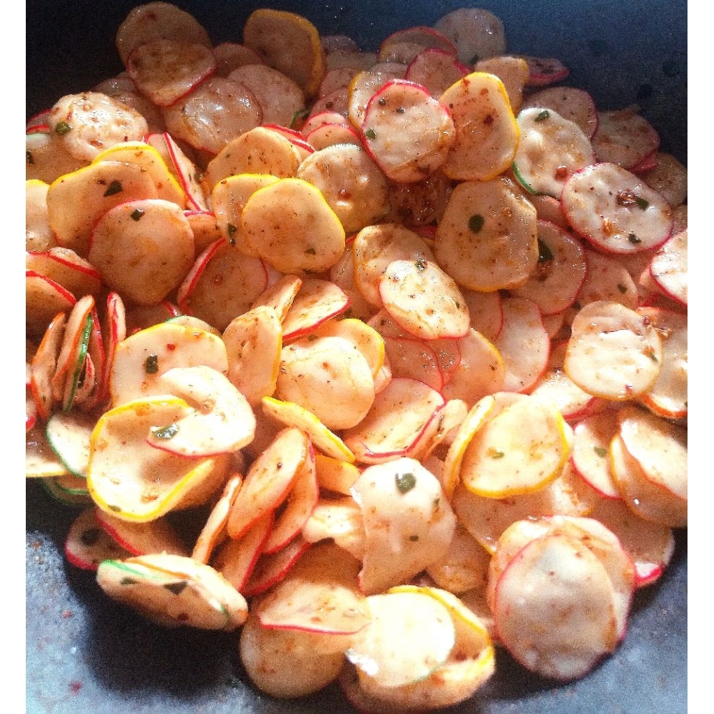 

keepuk seblak pelangi pedas gurih