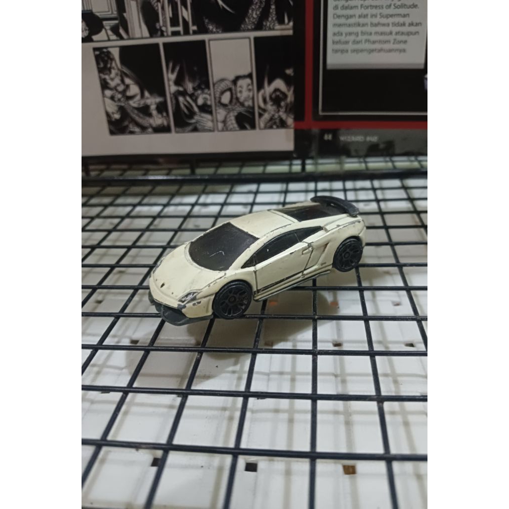 Diecast HW Lamborghini (Loose)