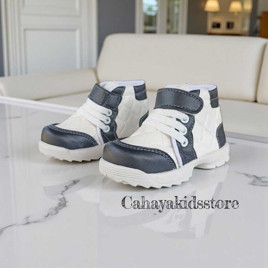 Sepatu Anak Bayi Boot Laki Laki & Perempuan Usia 1 2 3 Tahun / Sepatu Anak Boot Terbaru COD