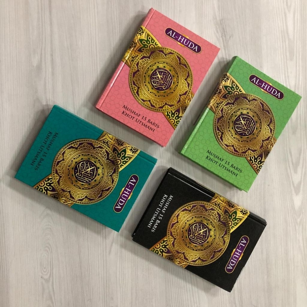 

Al Quran Non Terjemah (Ukuran 22x30 Cm) mushaf tilawah rasm khot Usmani 15 baris non terjemah isi Hvs putih tebal