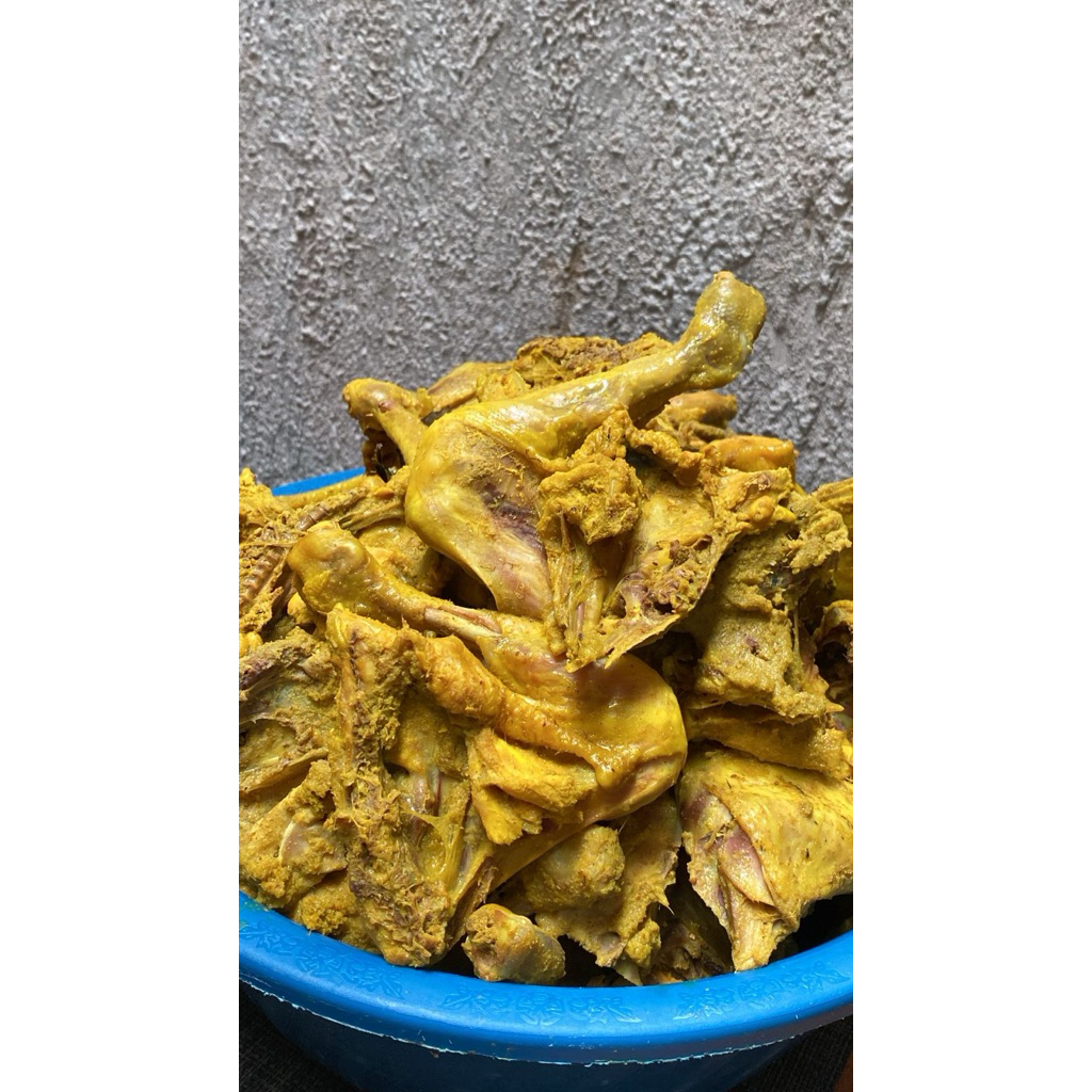 

Ayam Ungkep Bumbu lengkuas ukurann 750gram | Home Made dari Peternakan sendiri, (Dikirim H+1 dari pesanan masuk)